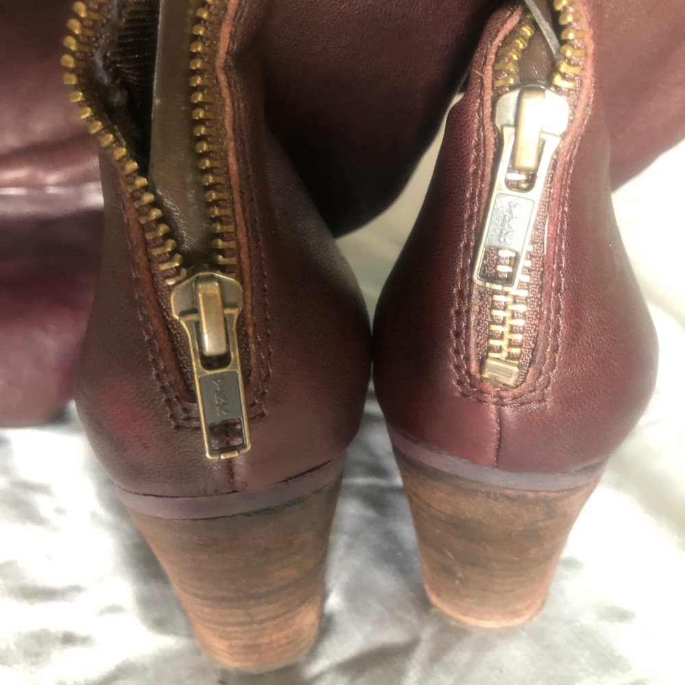 Leather boots - Picture 10 of 15